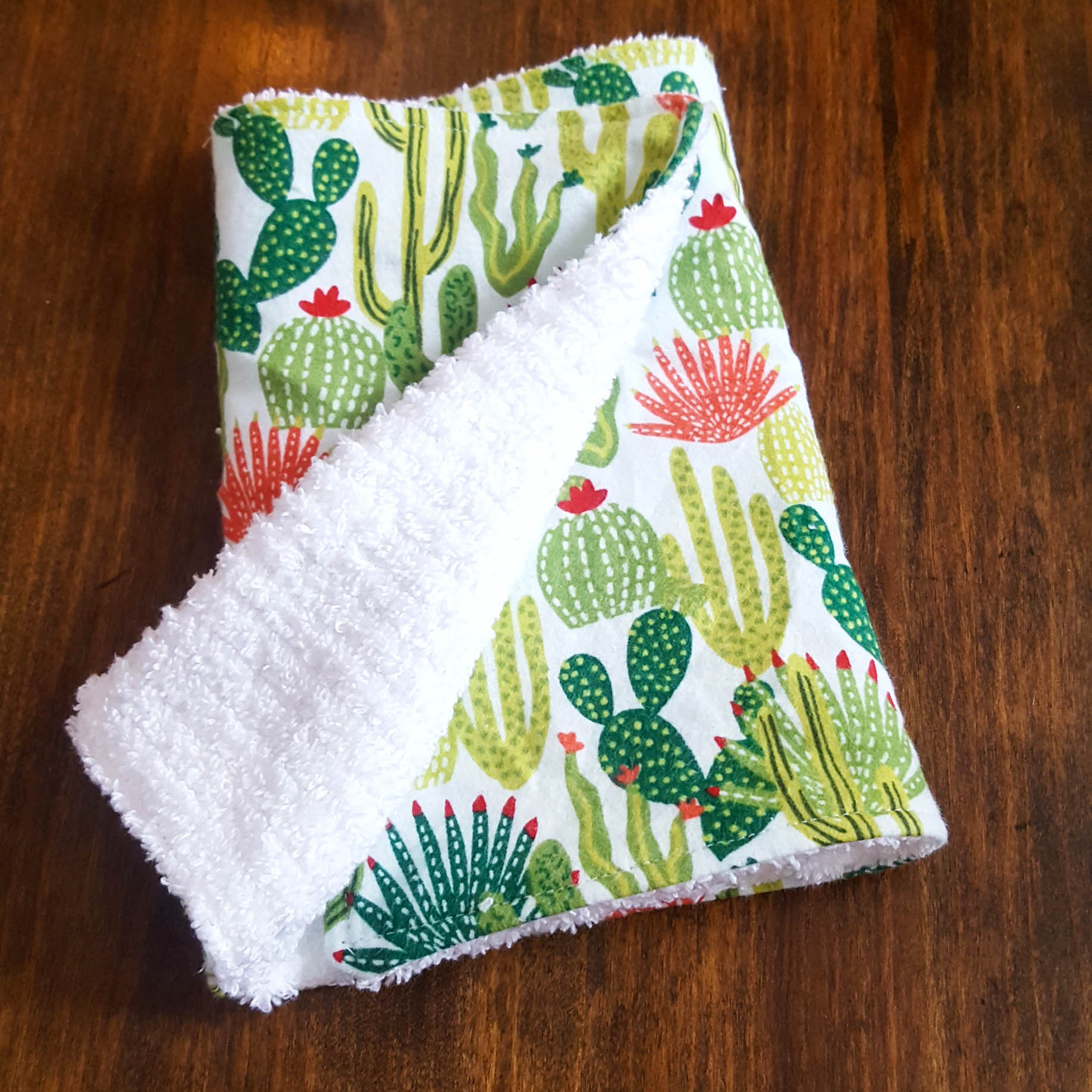 Simple Burp Cloth Pattern : Craft Rookie: Cloth Diaper+flannel Burp ...